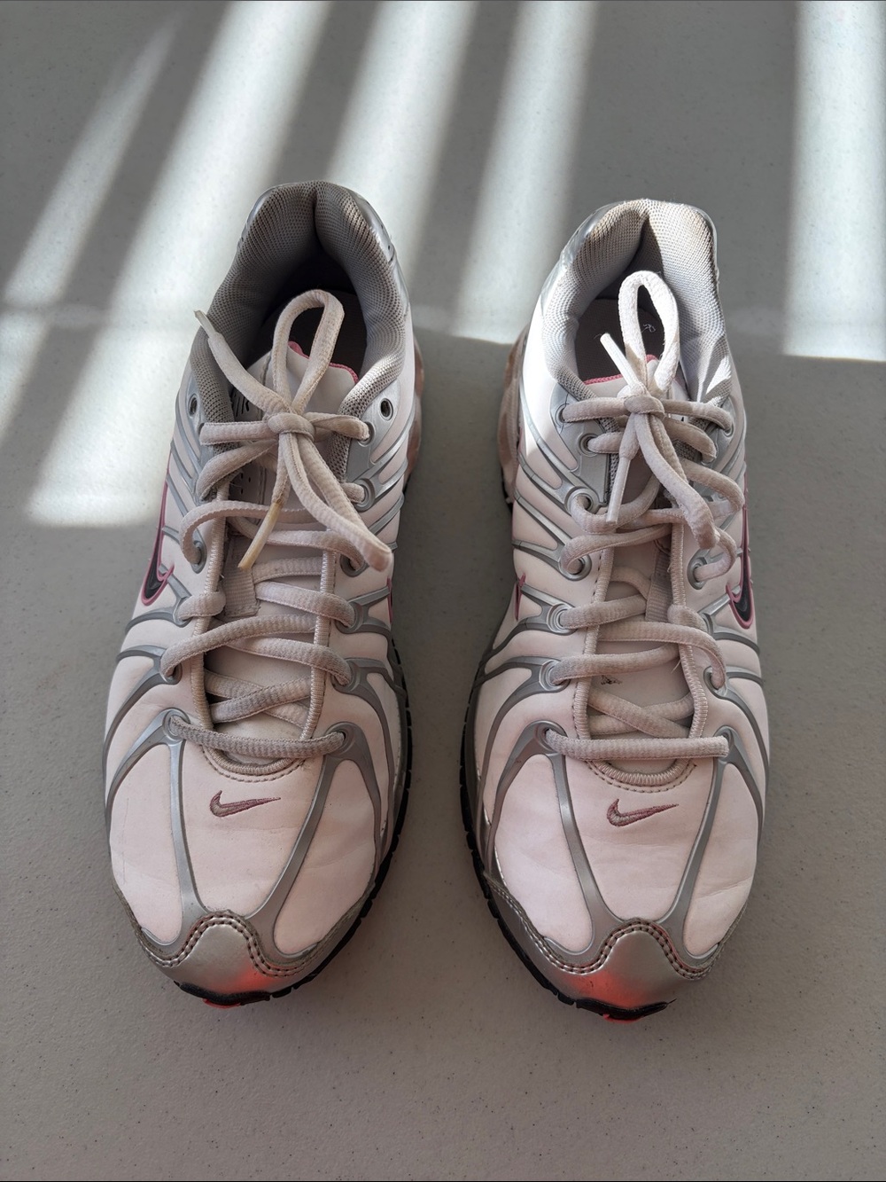 Nike Women's White and Gray Athletic Running Shoes